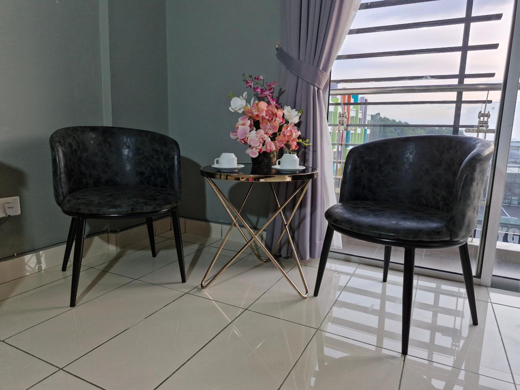 Bunga Raya - Aeropod Apartment
