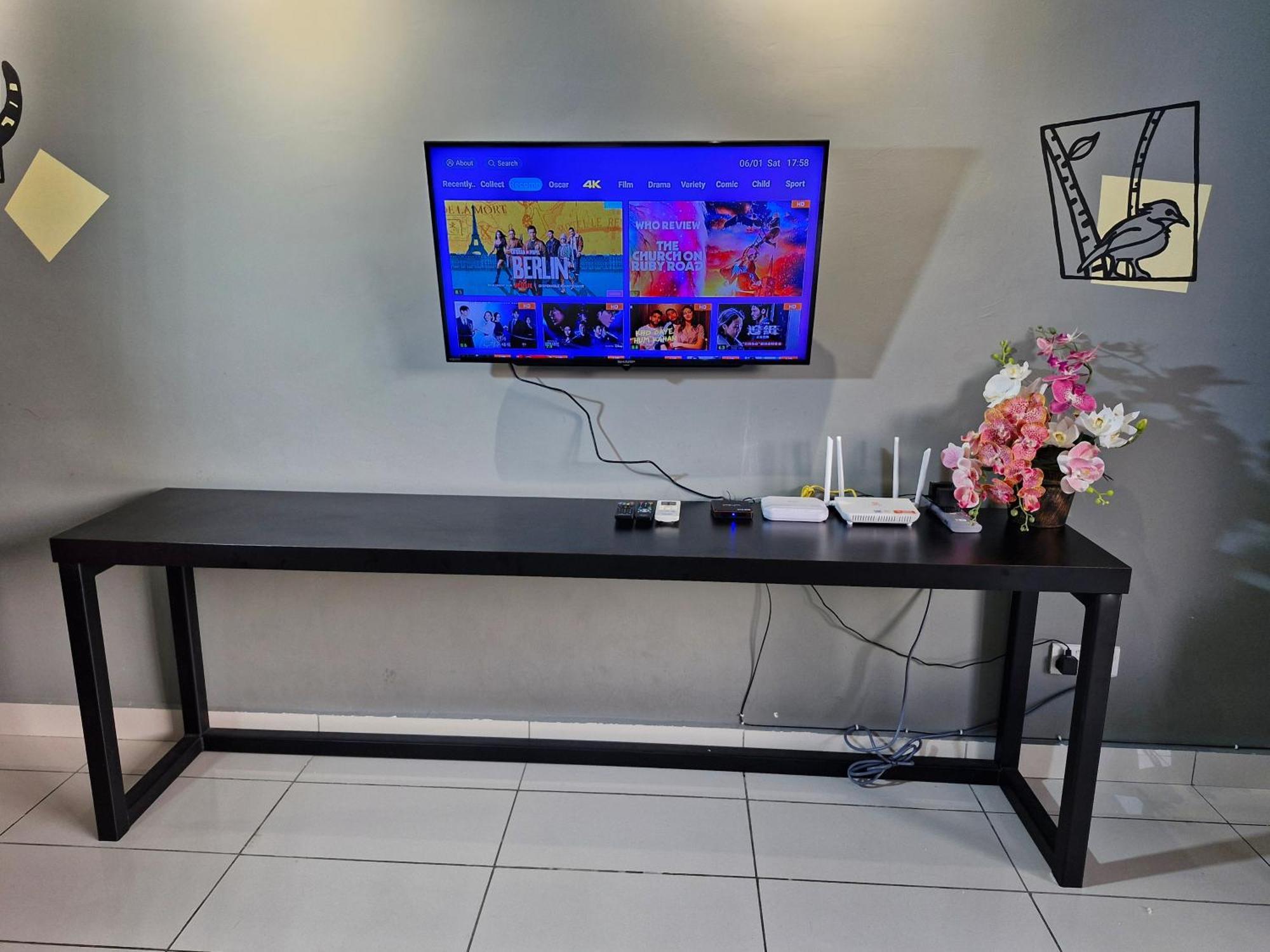 Bunga Raya - Aeropod Apartment *
